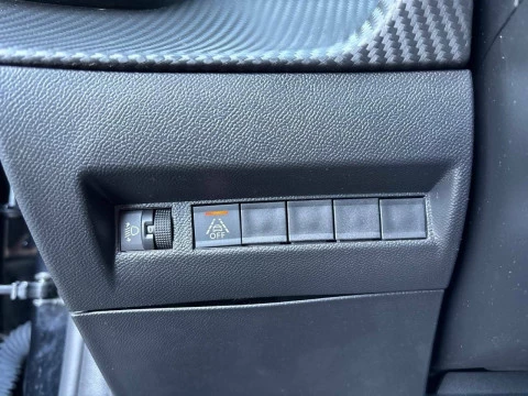 Peugeot 208 BlueHDi 73kW (100CV) Allure