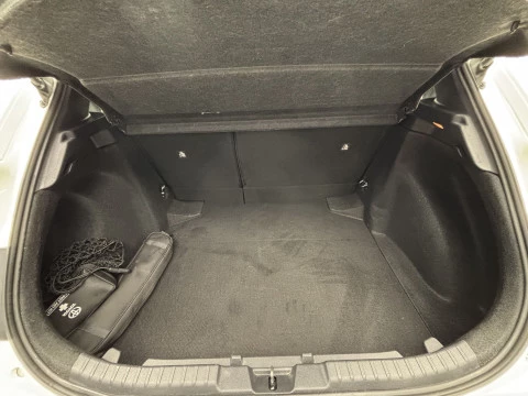 Toyota Corolla 1.8 125H ACTIVE TECH E-CVT