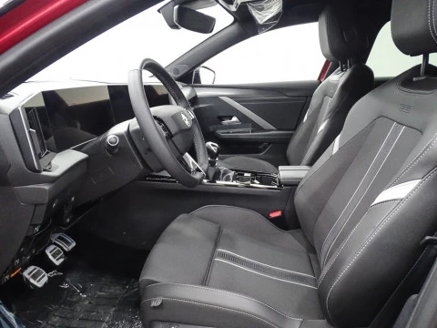 Opel Astra 1.2T XHT 96kW 130CV GS