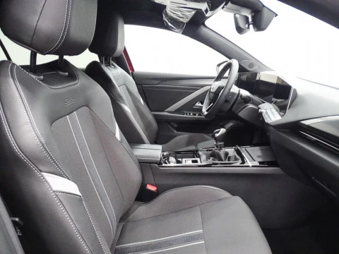 Opel Astra 1.2T XHT 96kW 130CV GS