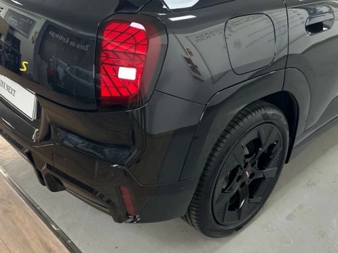 MINI Aceman SE 160 kW (218 CV)