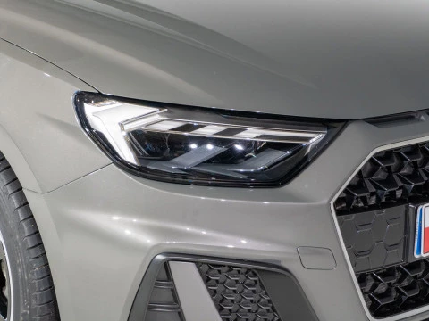 Audi A1 Sportback Adrenalin 30 TFSI 85kW S tron