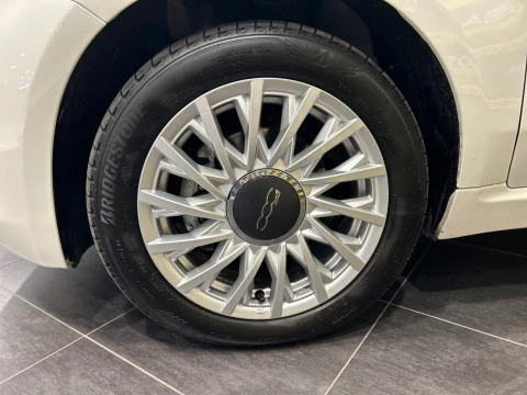 Fiat 500 Dolcevita 1.0 Hybrid 51KW (70 CV)