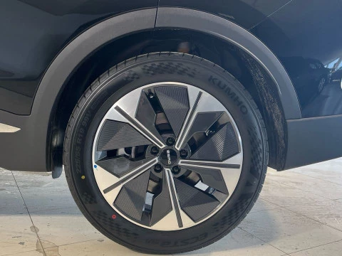 EBRO S700 1.6 TGDI Luxury 7 DCT