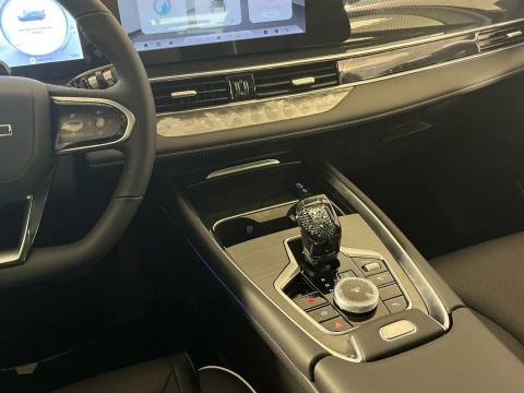 EBRO S700 1.6 TGDI Luxury 7 DCT