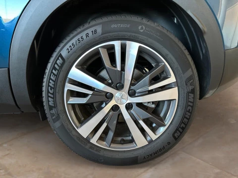 Peugeot 3008 Hybrid 225 e-EAT8 Allure Pack