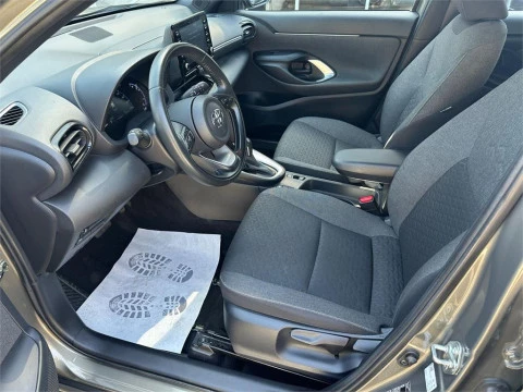 Toyota Yaris Cross 5 Puertas Active Tech 120H e-CVT