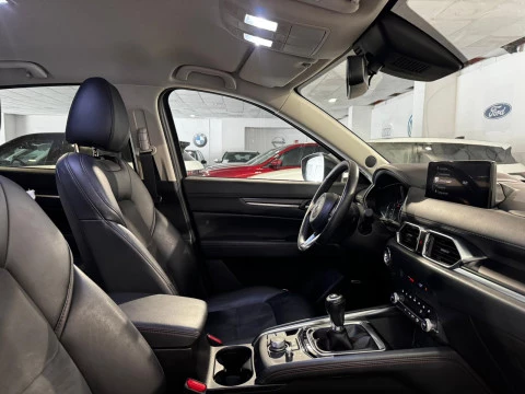 Mazda CX-5 2.0 GE Zenith Black