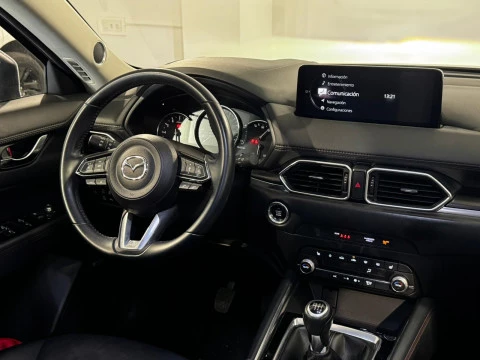 Mazda CX-5 2.0 GE Zenith Black