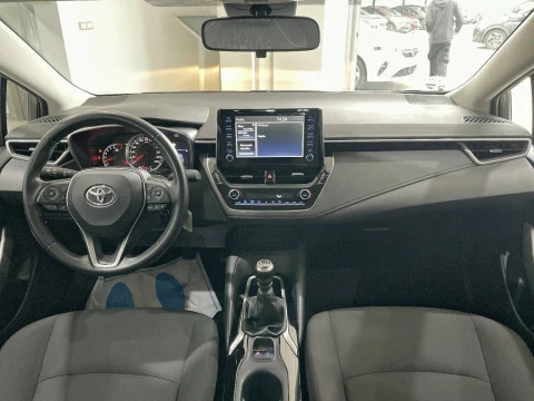 Toyota Corolla 1.6 VVT-i Sol