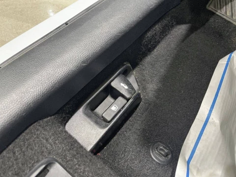 Toyota Corolla 1.6 VVT-i Sol