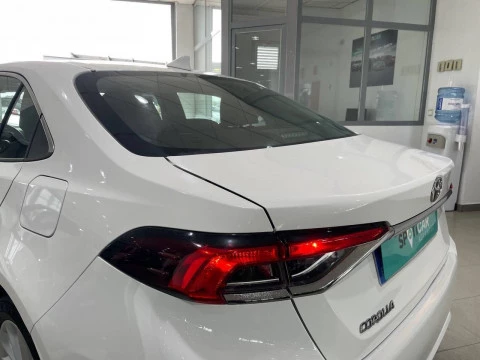 Toyota Corolla 1.6 VVT-i Sol