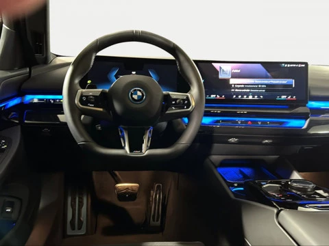 BMW i5 eDrive40