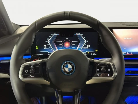 BMW i5 eDrive40