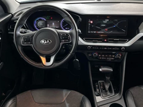 Kia Niro 1.6 GDi HEV 104kW (141CV) Drive