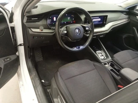 Skoda Octavia Combi 1.0 TSI 81kW(110CV) DSG mHEV Ambi.
