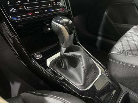 Volkswagen T-Roc R-Line 2.0 TDI 110 kW (150 CV) DSG