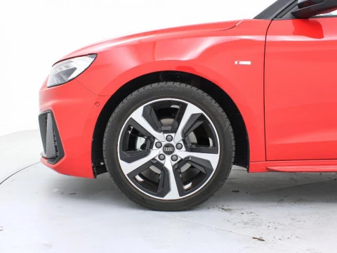 Audi A1 1.0 30 TFSI S TRONIC ADRENALIN SPORTBACK 110 5P