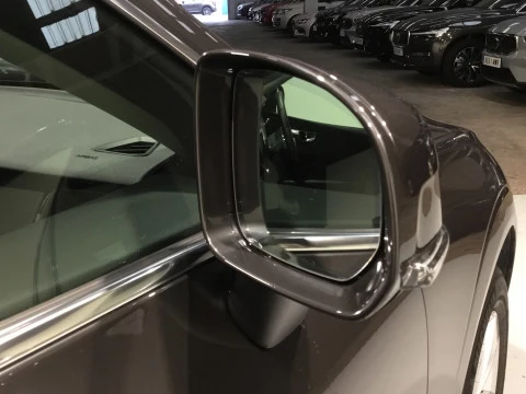 Volvo XC60 XC60 Essential, B4 (gasolina), Gasolina