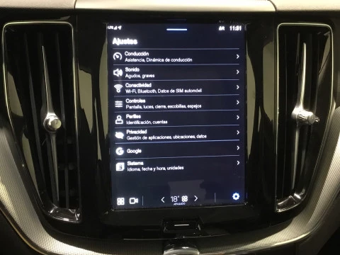 Volvo XC60 XC60 Essential, B4 (gasolina), Gasolina