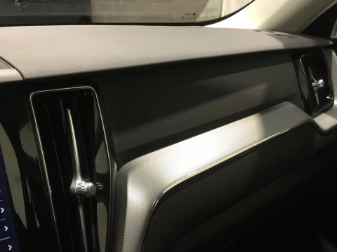 Volvo XC60 XC60 Essential, B4 (gasolina), Gasolina