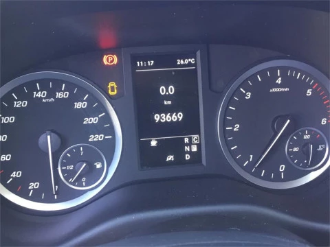 Mercedes-Benz Vito 116CDI AT 120kW Tourer Pro Larga