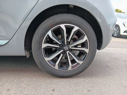 Renault Clio techno Eco-G 100cv (74kW)