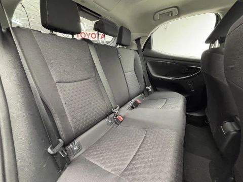 Toyota Yaris 1.5 120H Business Plus