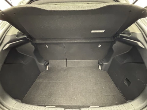 Toyota Yaris 1.5 120H Business Plus