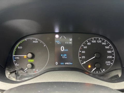 Toyota Yaris 1.5 120H Business Plus