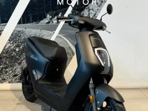 Honda Honda e EM1-E Honda Honda e EM1-E