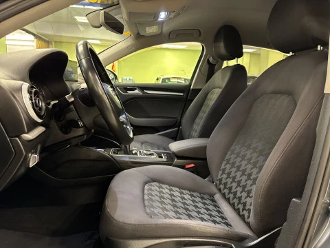 Audi A3 Attraction 1.6 TDI clean diesel 81 kW (110 CV)