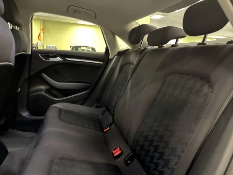 Audi A3 Attraction 1.6 TDI clean diesel 81 kW (110 CV)