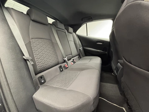 Toyota Corolla 1.8 125H ACTIVE TECH E-CVT