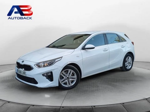 Kia Ceed 1.6 MHEV iMT 100kW (136CV) Drive