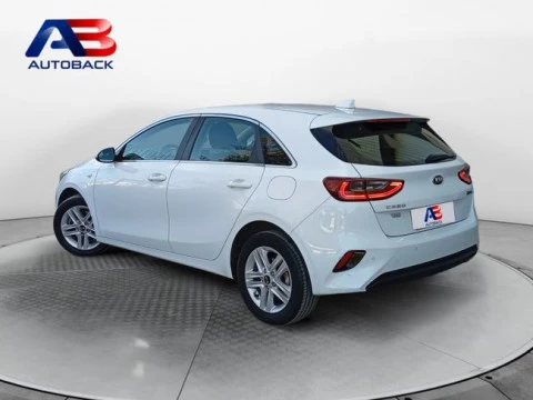 Kia Ceed 1.6 MHEV iMT 100kW (136CV) Drive