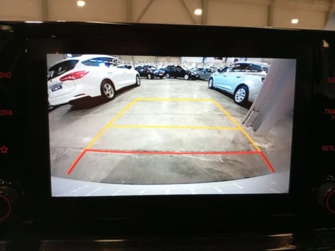 Kia Ceed 1.6 MHEV iMT 100kW (136CV) Drive