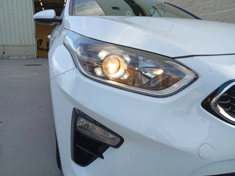 Kia Ceed 1.6 MHEV iMT 100kW (136CV) Drive