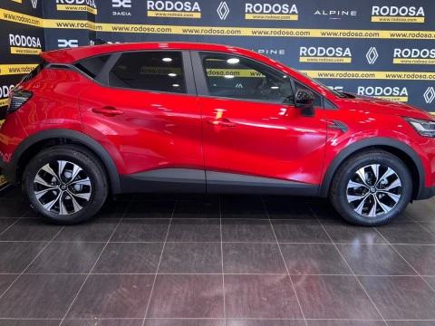 Renault Captur evolut TCe 117 kW (160CV) EDC mild hybri