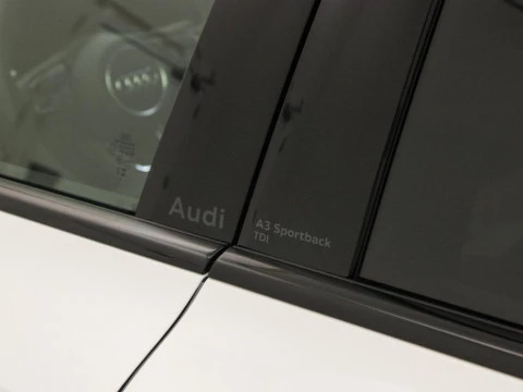 Audi A3 Sportback 2.0 TDI 110KW S TRO BLACK LINE SPORTBACK 150 5P