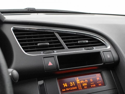 Peugeot 3008 PEUGEOT 3008 STYLE VTI 1598 GASOLINA 120 5P