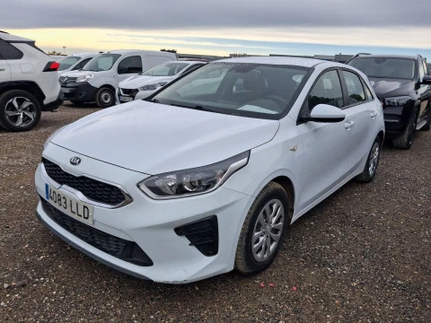 Kia Ceed 1.0 T-GDi 88kW (120CV) Concept
