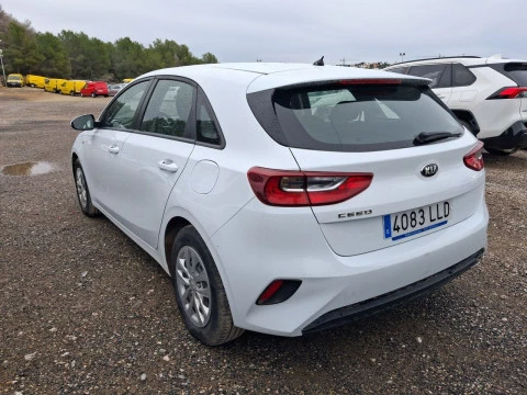 Kia Ceed 1.0 T-GDi 88kW (120CV) Concept