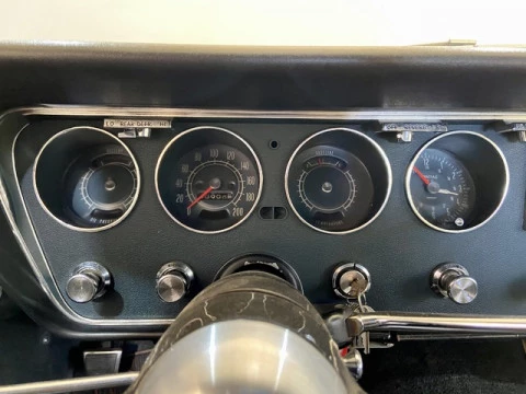 Pontiac Tempest Custom 30 Kw (177 CV)