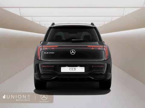 Mercedes-Benz GLB  250+ con tecnología EQ