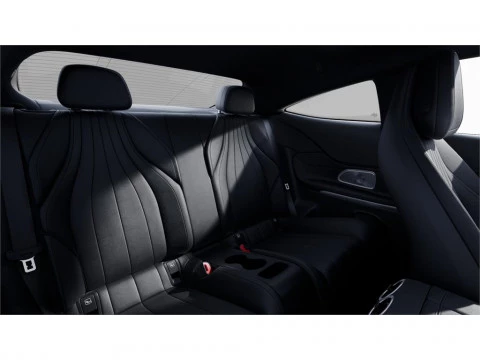 Mercedes-Benz CLE CLE 300 e con tecnología híbrida EQ