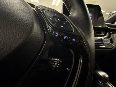 Toyota C-HR 1.8 125H Advance 90 kW (122 CV)
