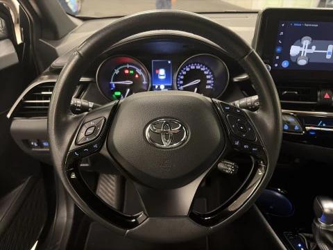 Toyota C-HR 1.8 125H Advance 90 kW (122 CV)