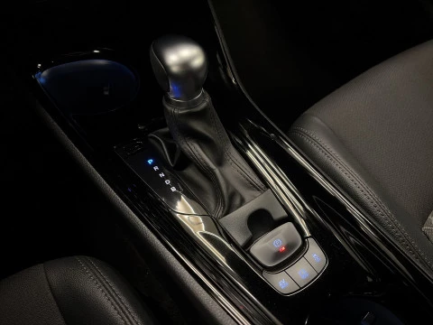 Toyota C-HR 1.8 125H Advance 90 kW (122 CV)