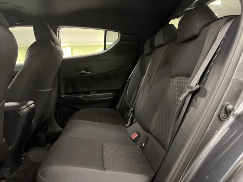 Toyota C-HR 1.8 125H Advance 90 kW (122 CV)
